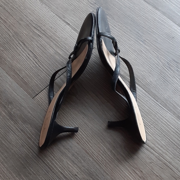 Ladies shoes - Picture 3 of 3